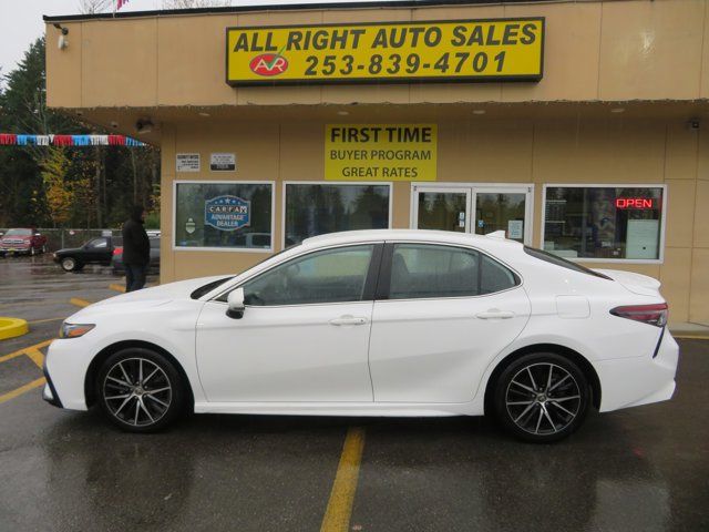 2021 Toyota Camry SE