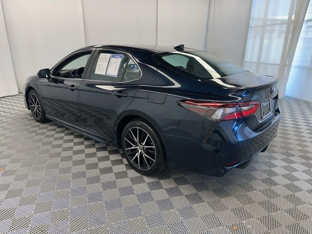 2021 Toyota Camry SE