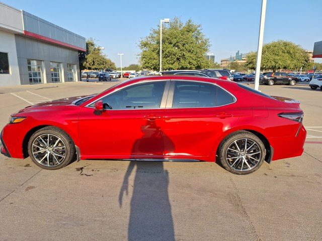 2021 Toyota Camry SE