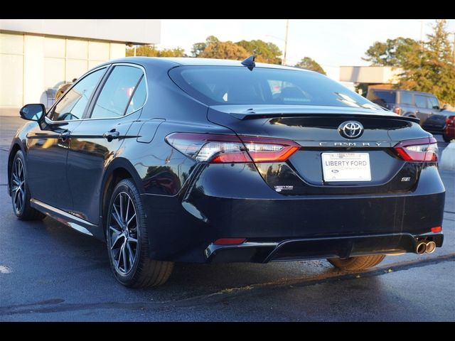 2021 Toyota Camry SE