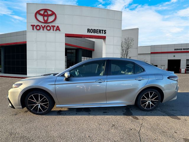 2021 Toyota Camry SE