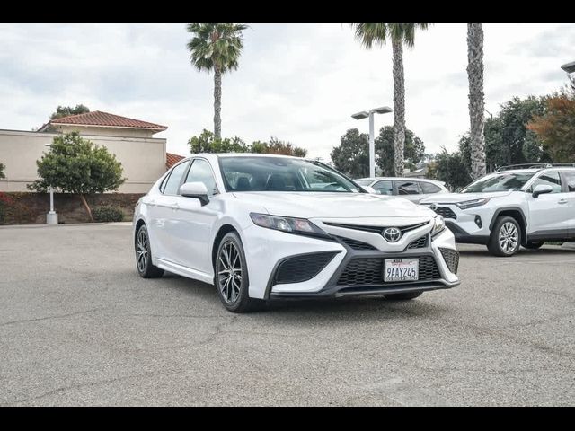 2021 Toyota Camry SE