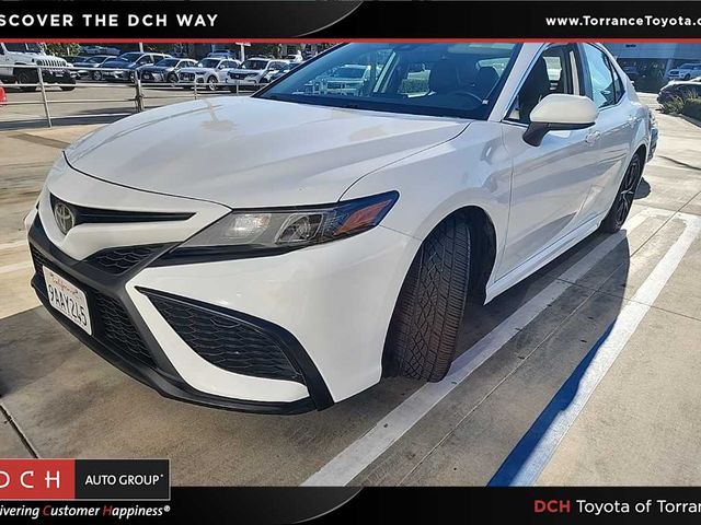 2021 Toyota Camry SE