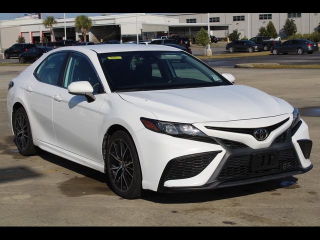 2021 Toyota Camry SE