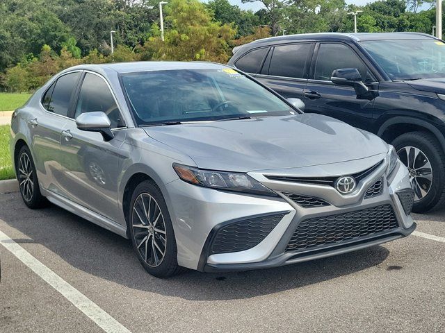 2021 Toyota Camry SE