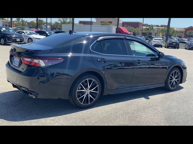 2021 Toyota Camry SE