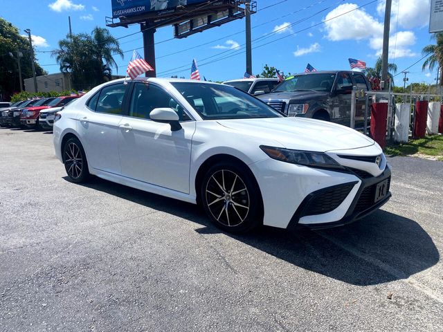 2021 Toyota Camry SE