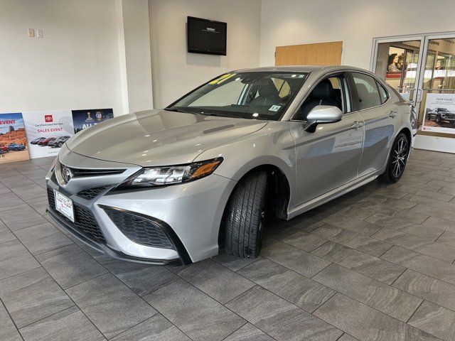 2021 Toyota Camry SE