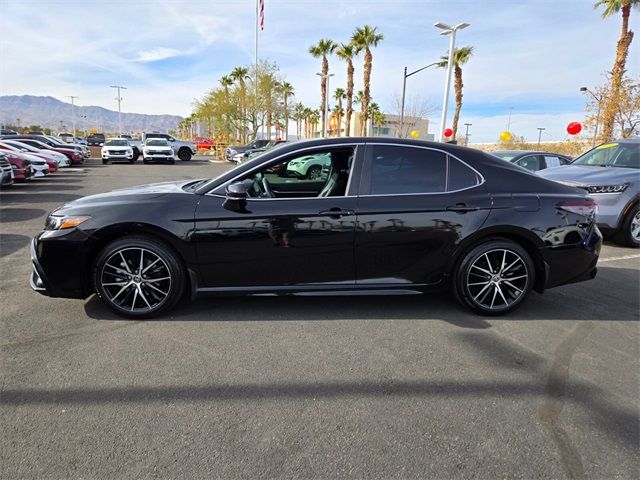 2021 Toyota Camry SE