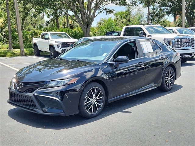 2021 Toyota Camry SE