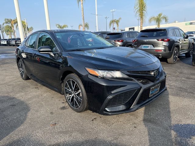 2021 Toyota Camry SE