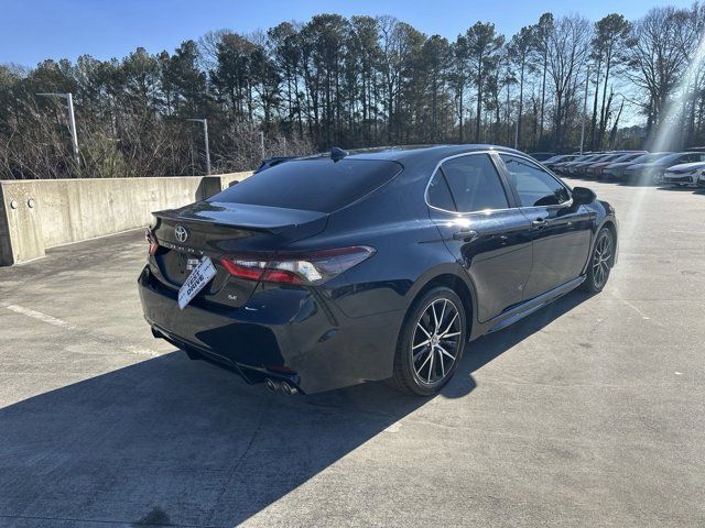 2021 Toyota Camry SE