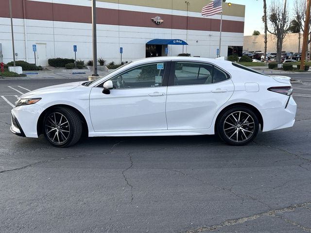 2021 Toyota Camry SE