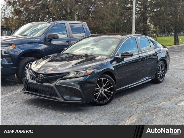 2021 Toyota Camry SE