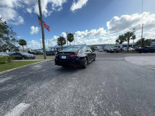 2021 Toyota Camry SE