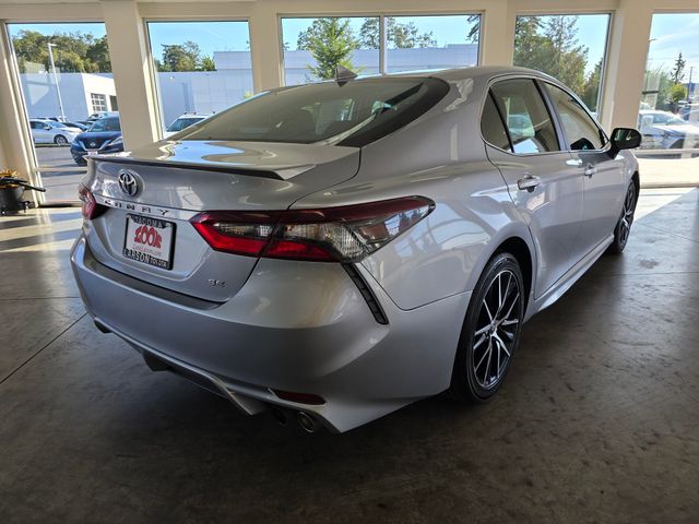 2021 Toyota Camry SE