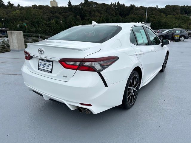 2021 Toyota Camry 