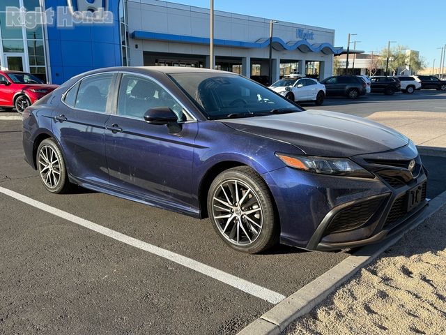 2021 Toyota Camry SE