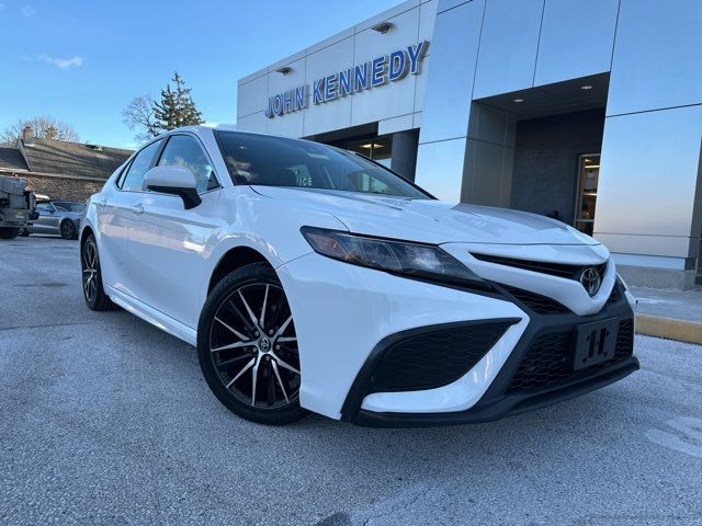 2021 Toyota Camry SE