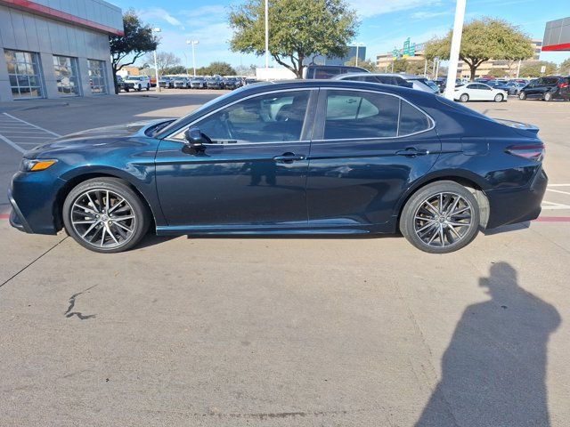 2021 Toyota Camry SE