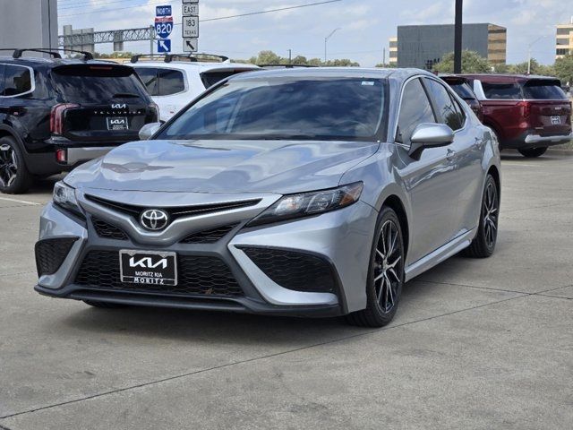 2021 Toyota Camry SE