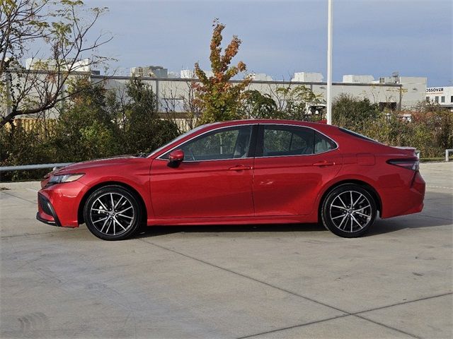 2021 Toyota Camry SE