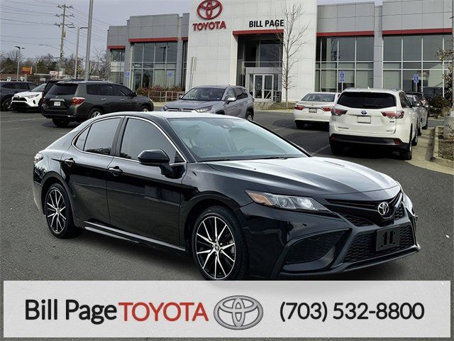 2021 Toyota Camry SE