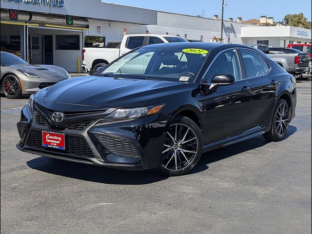 2021 Toyota Camry SE