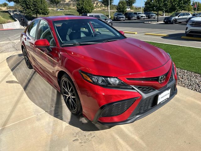 2021 Toyota Camry SE