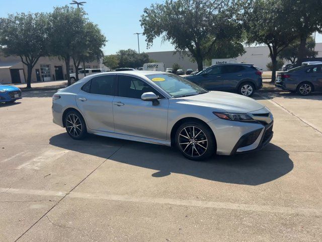 2021 Toyota Camry SE