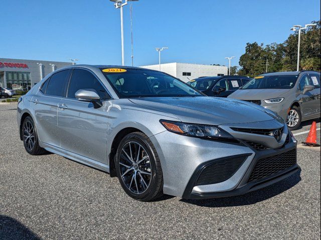 2021 Toyota Camry SE