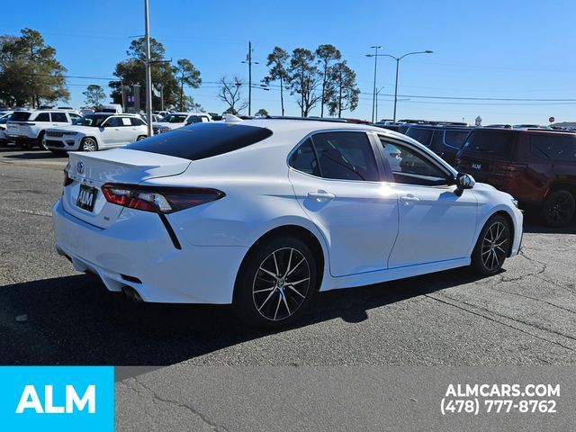 2021 Toyota Camry SE