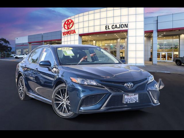 2021 Toyota Camry SE