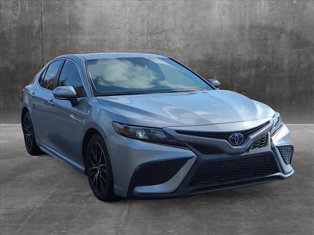 2021 Toyota Camry SE