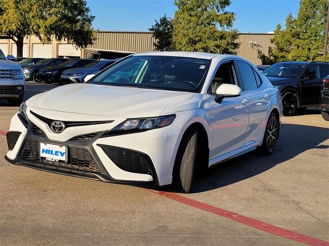 2021 Toyota Camry SE