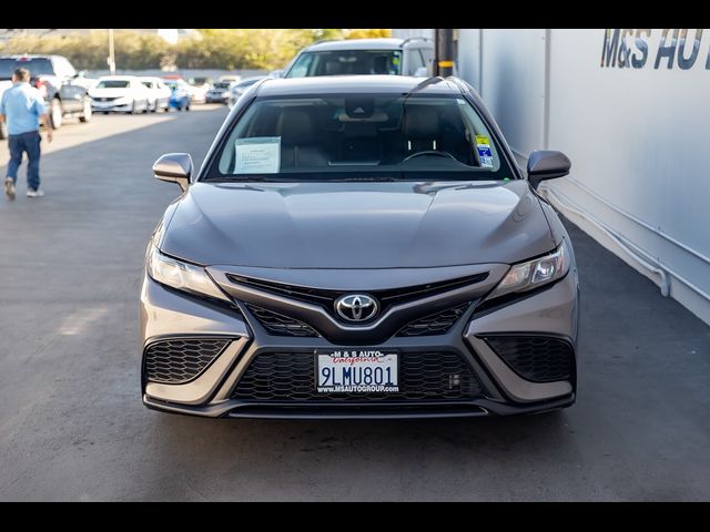 2021 Toyota Camry SE