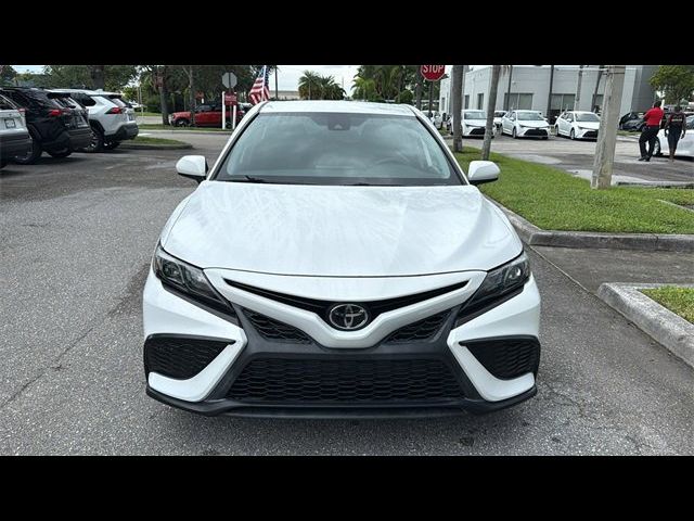 2021 Toyota Camry SE