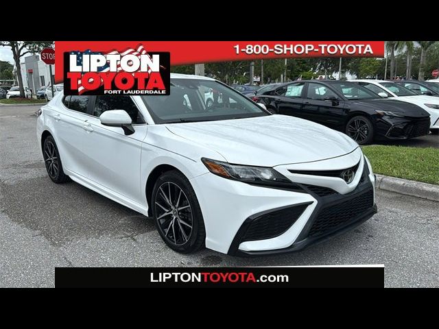 2021 Toyota Camry SE