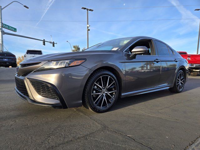 2021 Toyota Camry SE