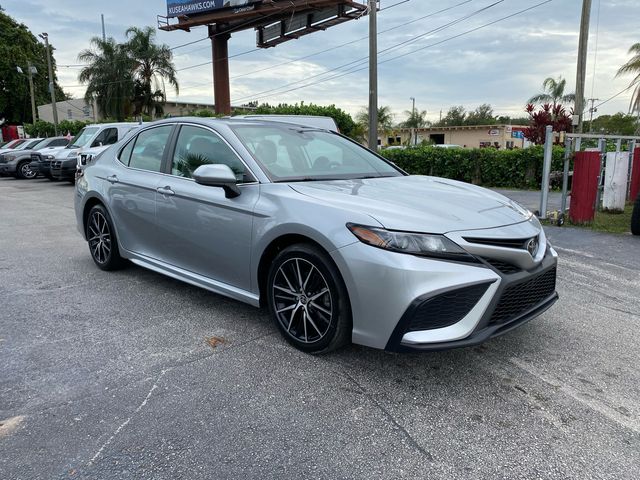 2021 Toyota Camry SE