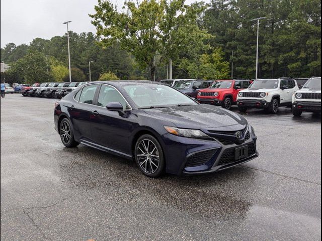 2021 Toyota Camry SE