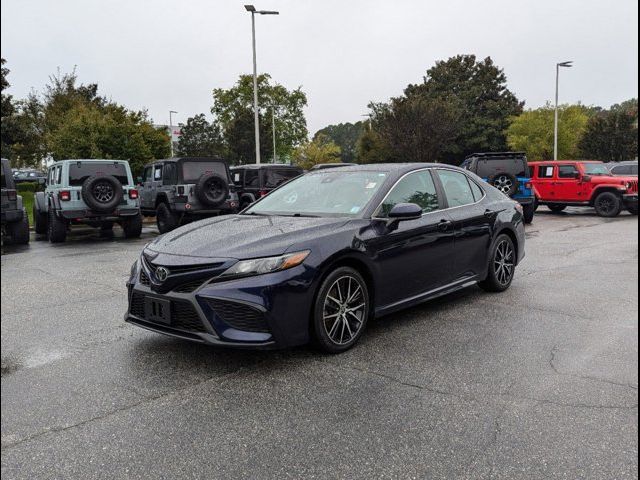 2021 Toyota Camry SE