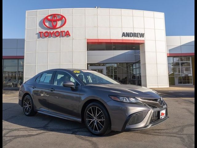 2021 Toyota Camry SE