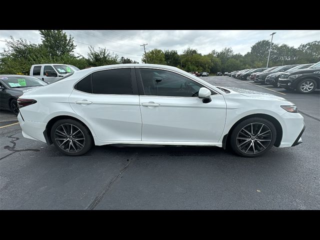 2021 Toyota Camry SE