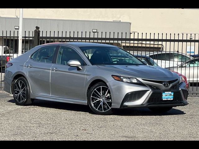 2021 Toyota Camry SE