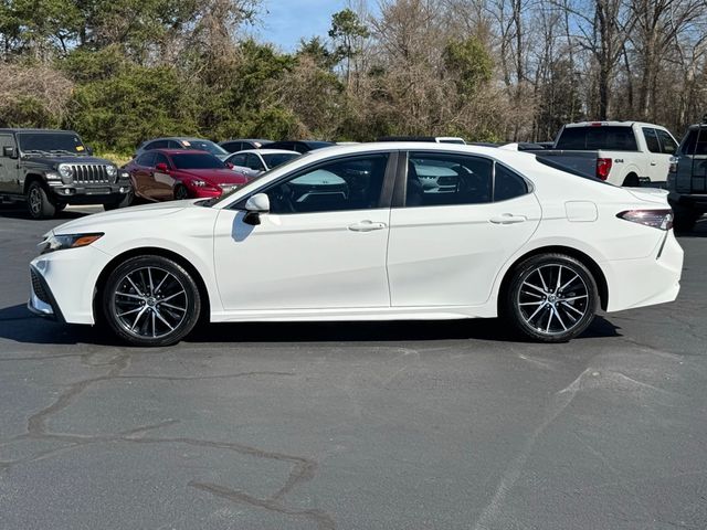 2021 Toyota Camry SE