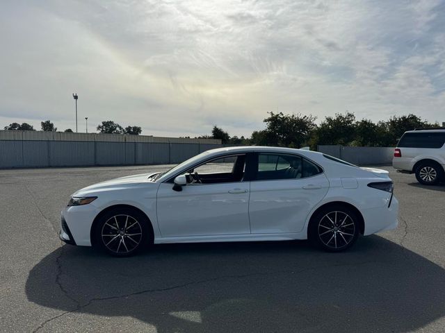 2021 Toyota Camry SE