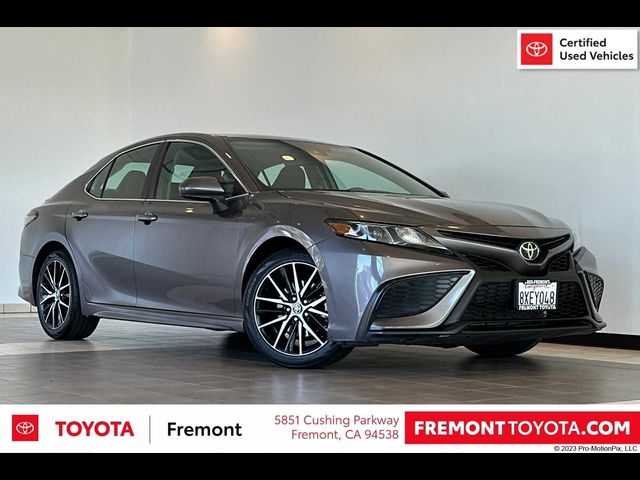 2021 Toyota Camry SE