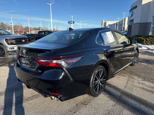 2021 Toyota Camry SE