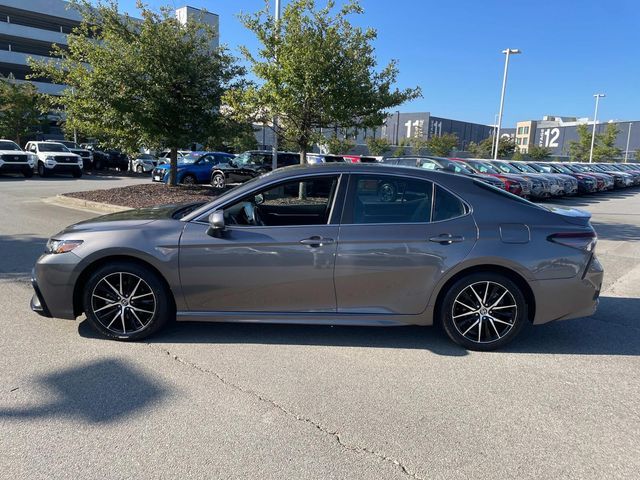 2021 Toyota Camry SE